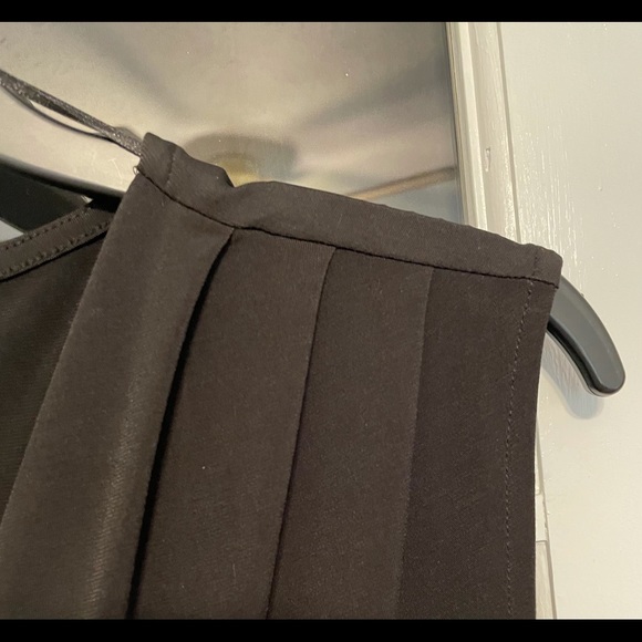 Michael Kors sleeveless v-neck faux wrap jumpsuit - Picture 4 of 11